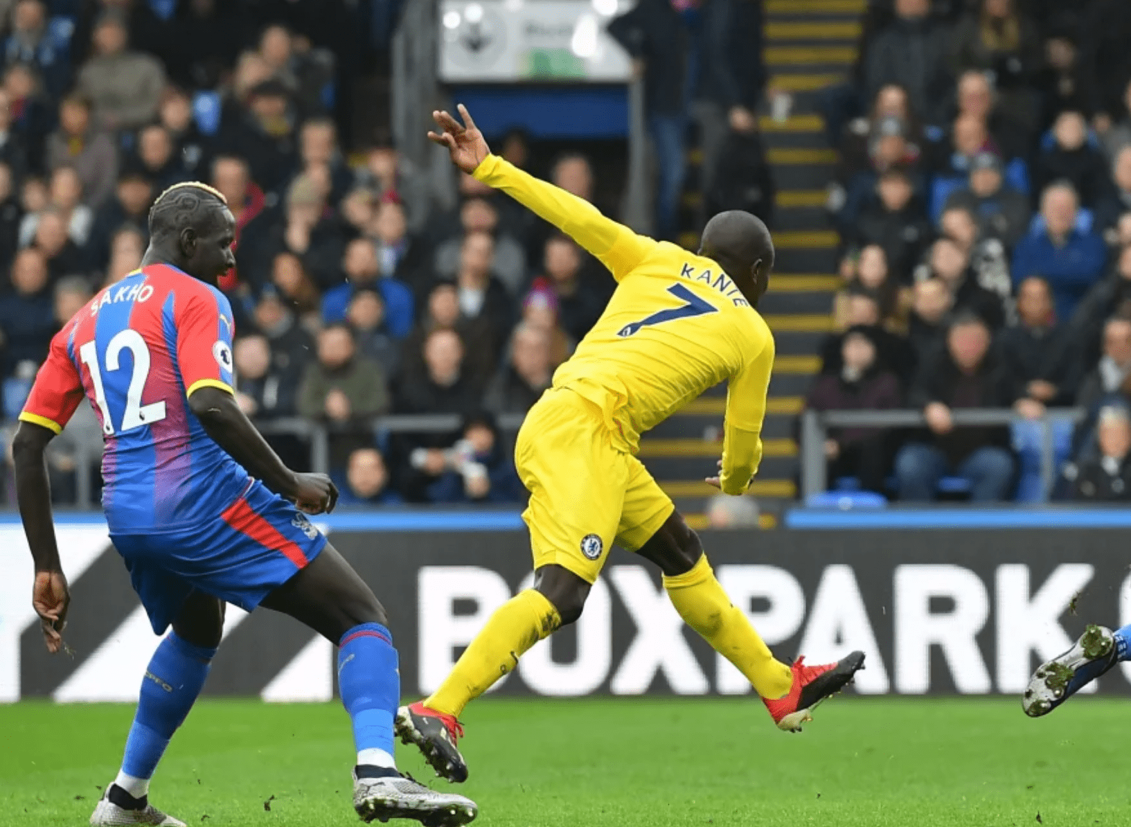 包含冲刺阶段切尔西调整名单以备国王杯，迎来里程碑环节打磨，质疑声仍在，数据趋势出现新变化的词条